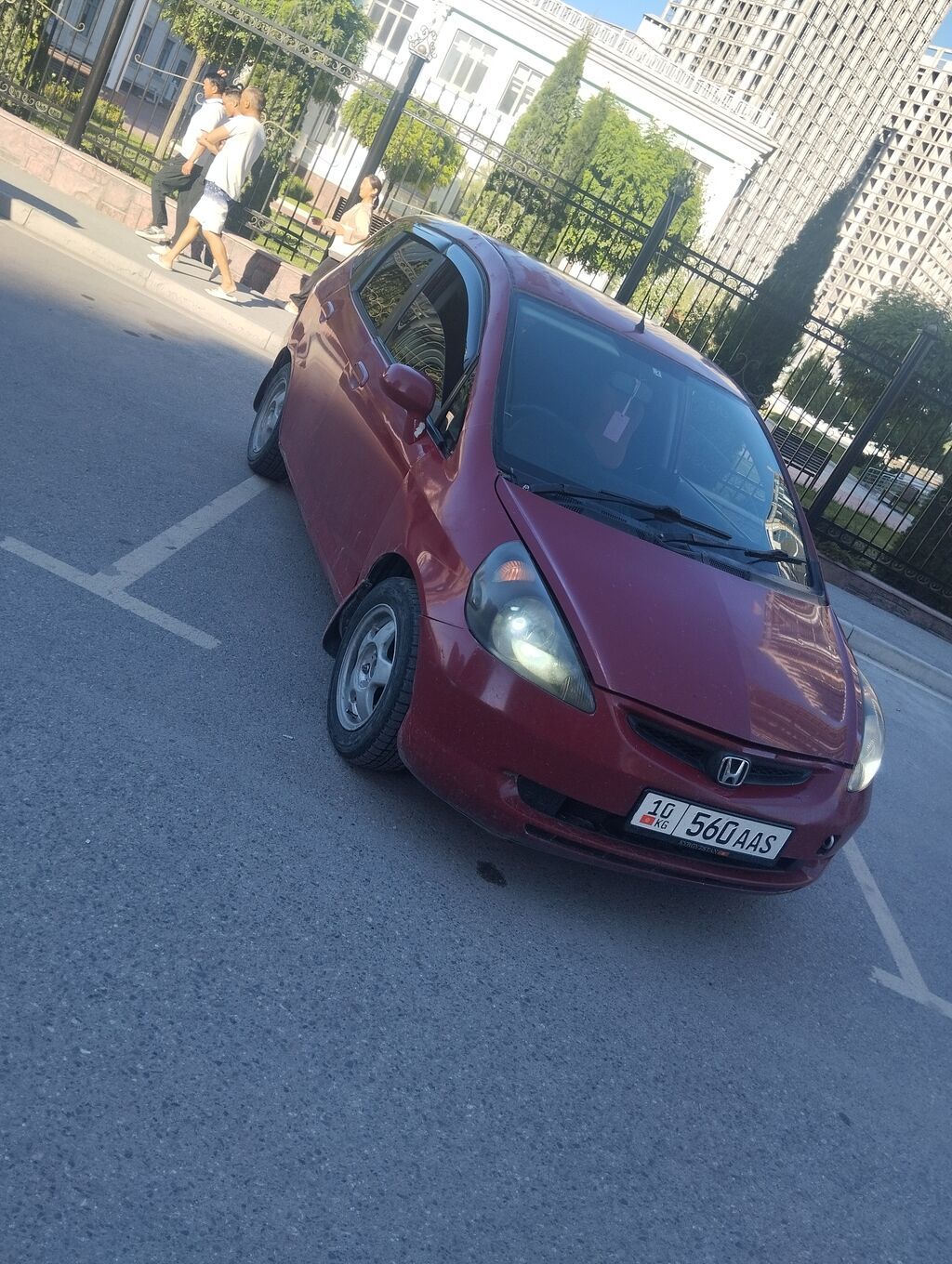 Honda Fit: 2001 г., 1.3 л, Автомат, Бензин, Хэтчбэк: фото 2
