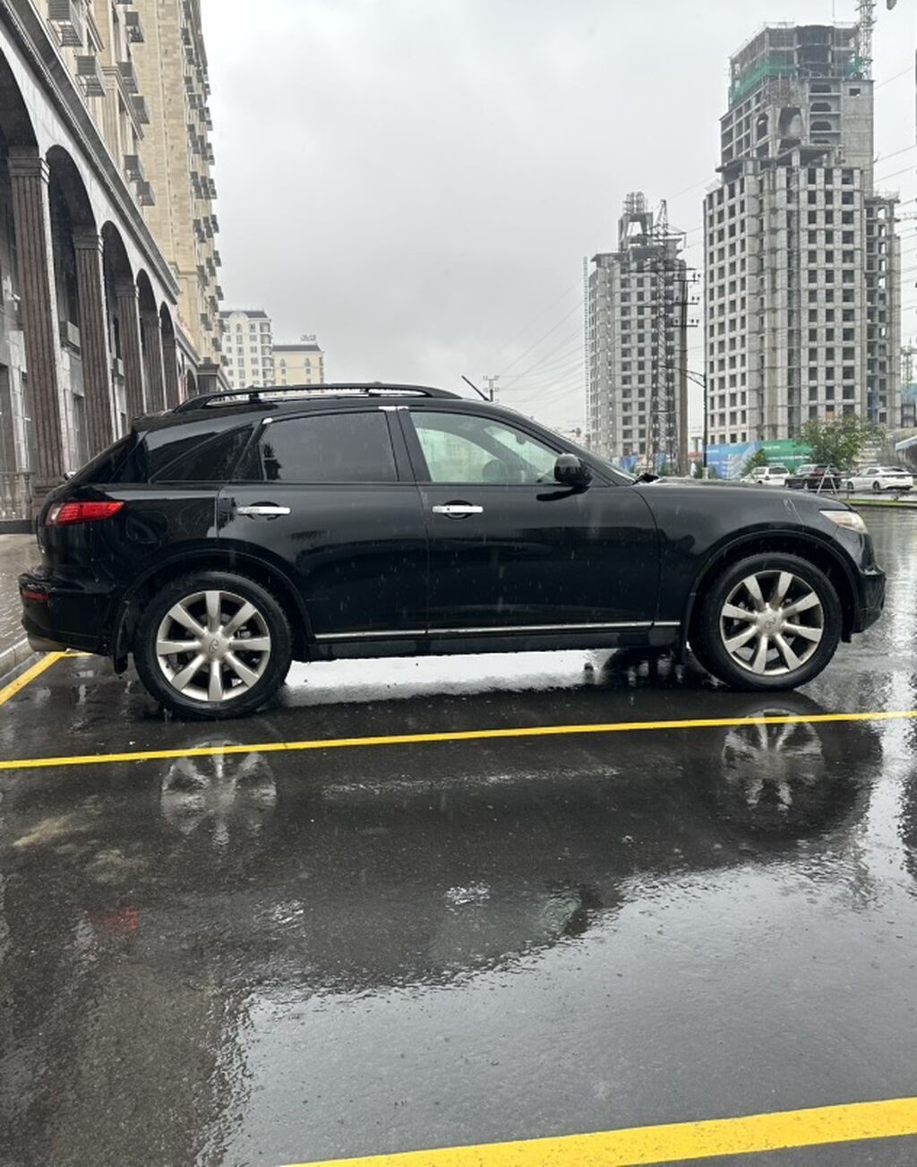 Infiniti FX45: 2006 г., 4.5 л, Автомат, Газ, Кроссовер: фото 1