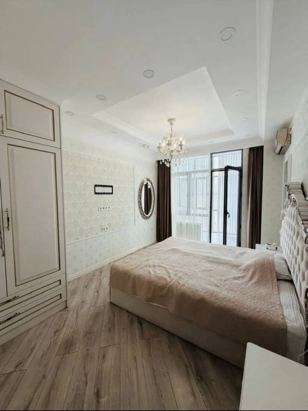 4 комнаты, 150 м², Элитка, 5 этаж, Дизайнерский ремонт: фото 3