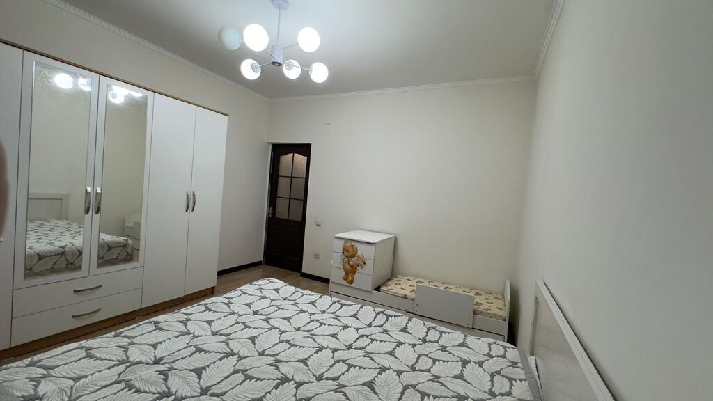2 комнаты, 65 м², Элитка, Аламедин-1 мкр Элитка, 2 этаж, Евроремонт: фото 4