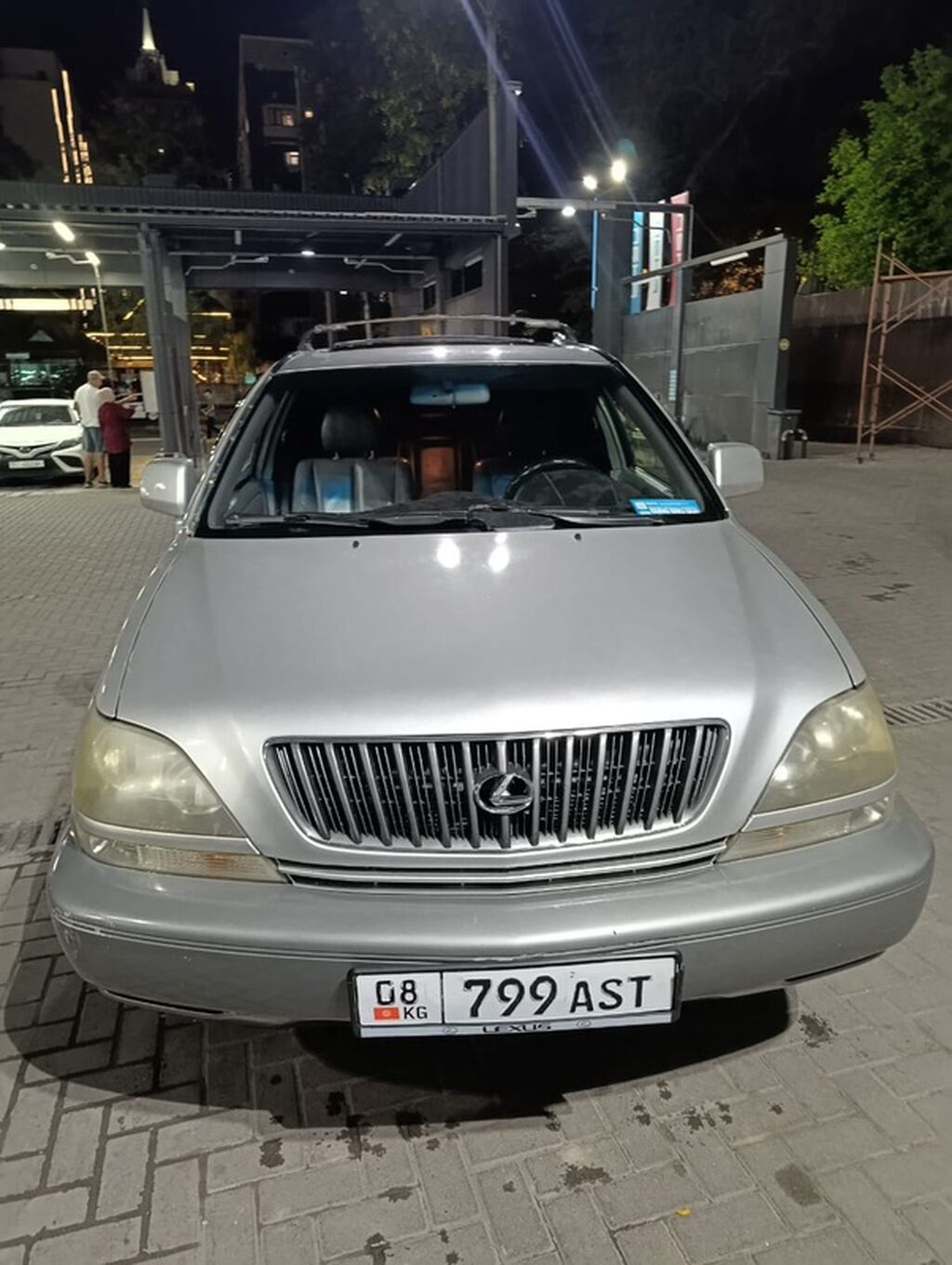 Lexus RX: 1999 г., 3 л, Автомат, Бензин, Кроссовер: фото 4