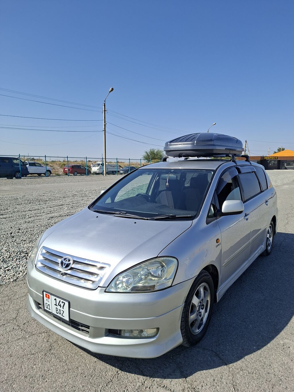 Toyota Ipsum: 2003 г., 2.4 л, Автомат, Бензин: фото 1