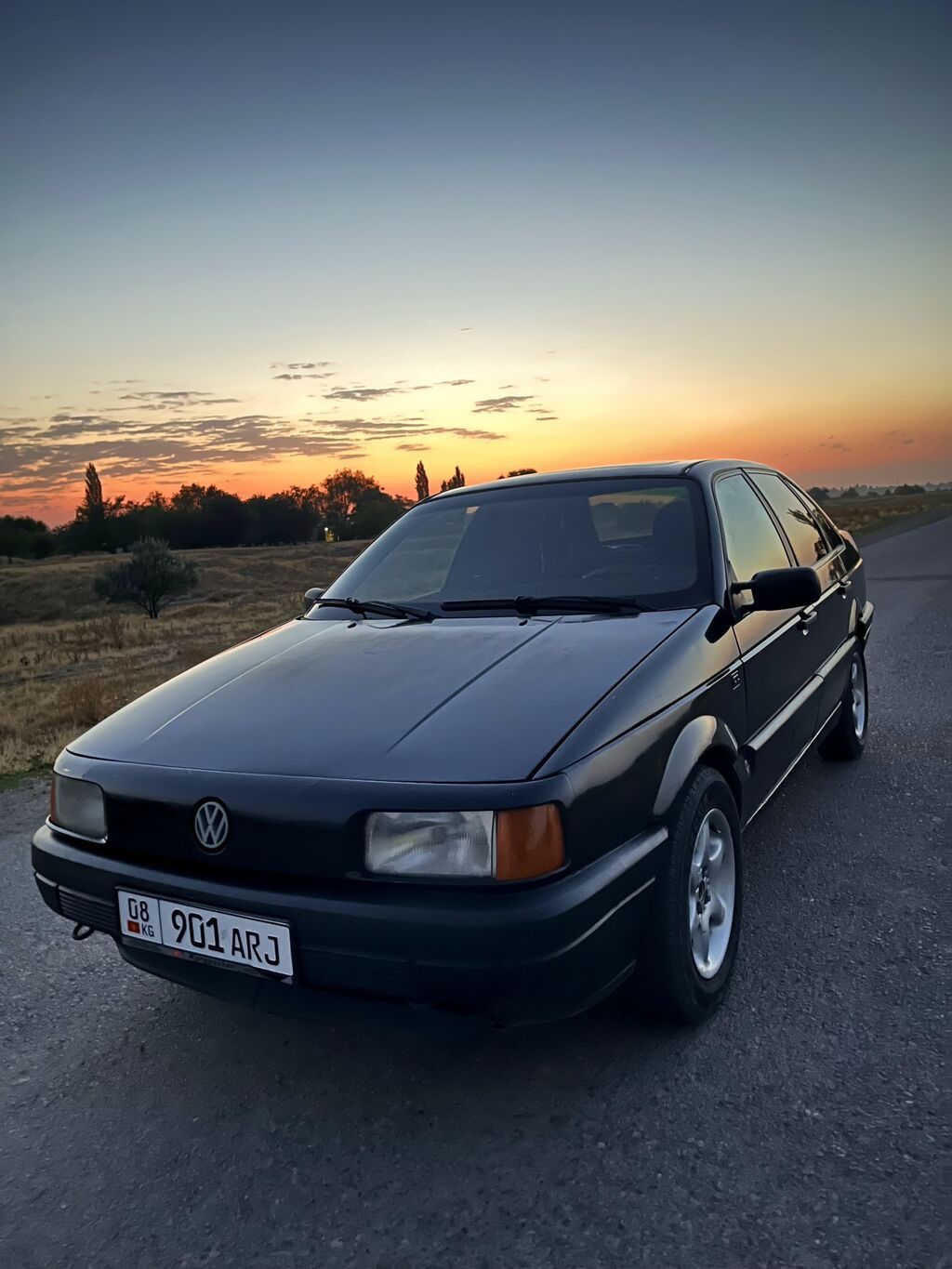 Volkswagen Passat: 1990 г., 1.8 л, Механика, Бензин, Седан: фото 5