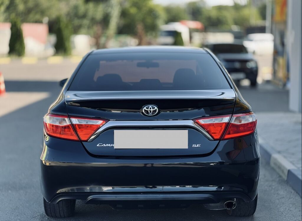 Toyota Camry: 2017 г., 2.5 л, Автомат, Бензин, Седан: фото 2
