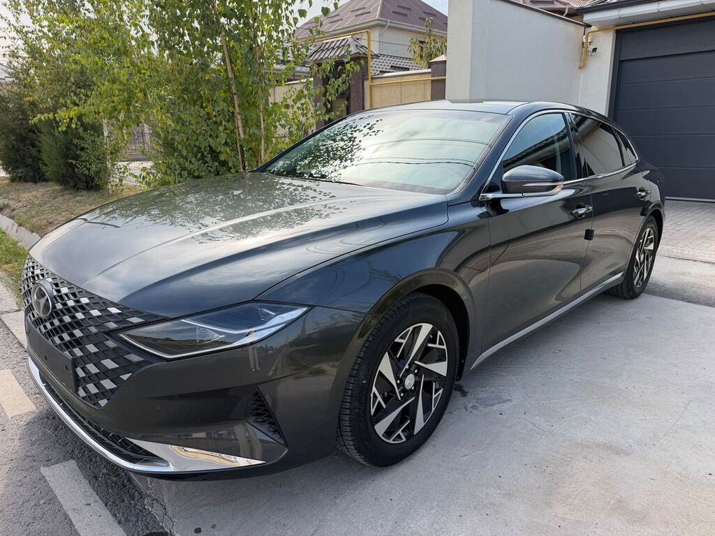 Hyundai Grandeur: 2020 г., 2.4 л, Автомат, Гибрид, Фастбек: фото 2