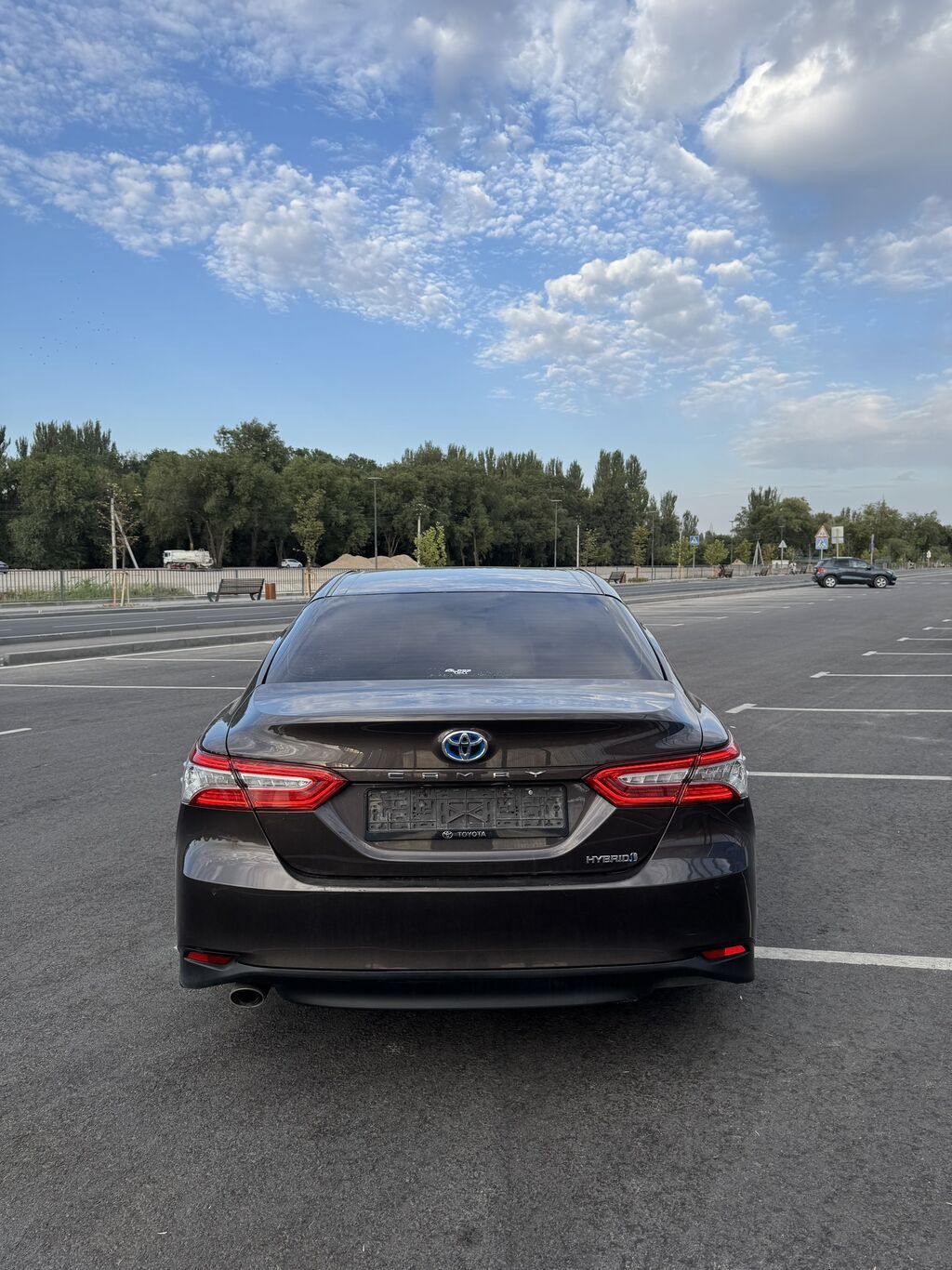 Toyota Camry: 2018 г., 2.5 л, Вариатор, Гибрид, Седан: фото 6