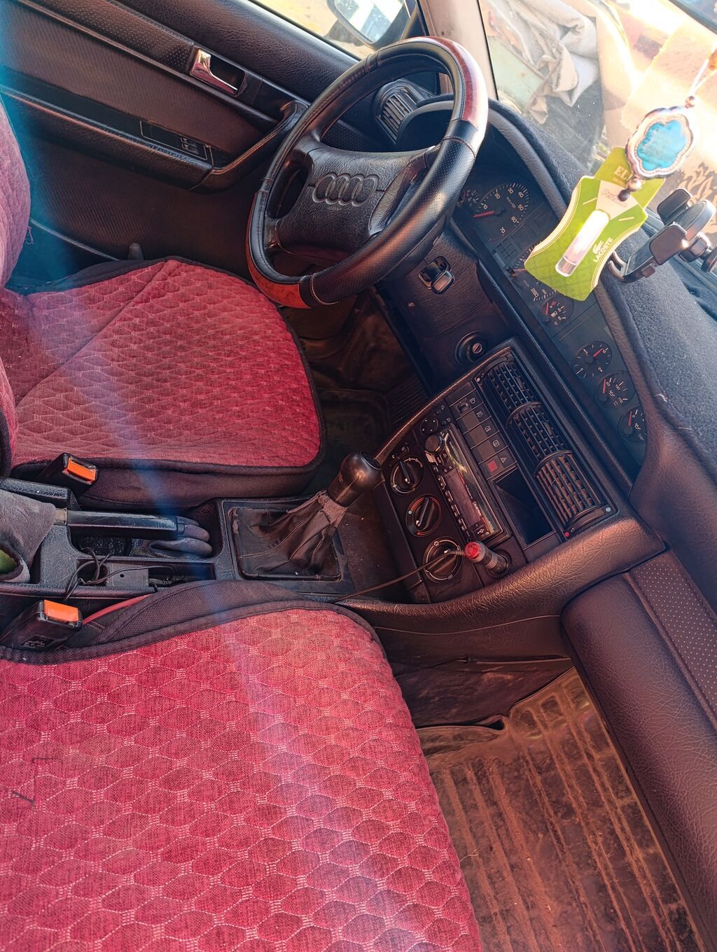 Audi S4: 1993 г., Механика, Универсал: фото 2