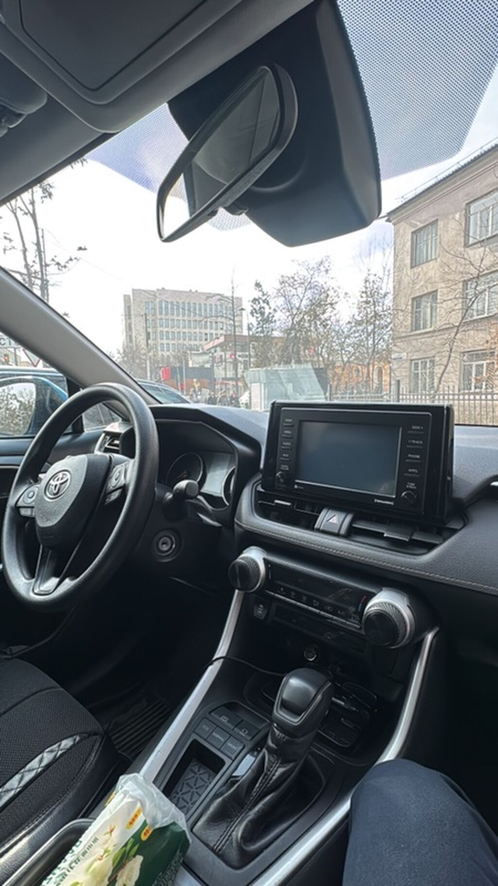 Toyota RAV4: 2020 г., 2.5 л, Автомат, Бензин, Кроссовер: фото 8