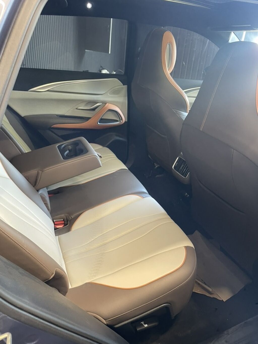 BYD Song Pro: 2023 г., 1.5 л, Гибрид, Кроссовер: фото 6
