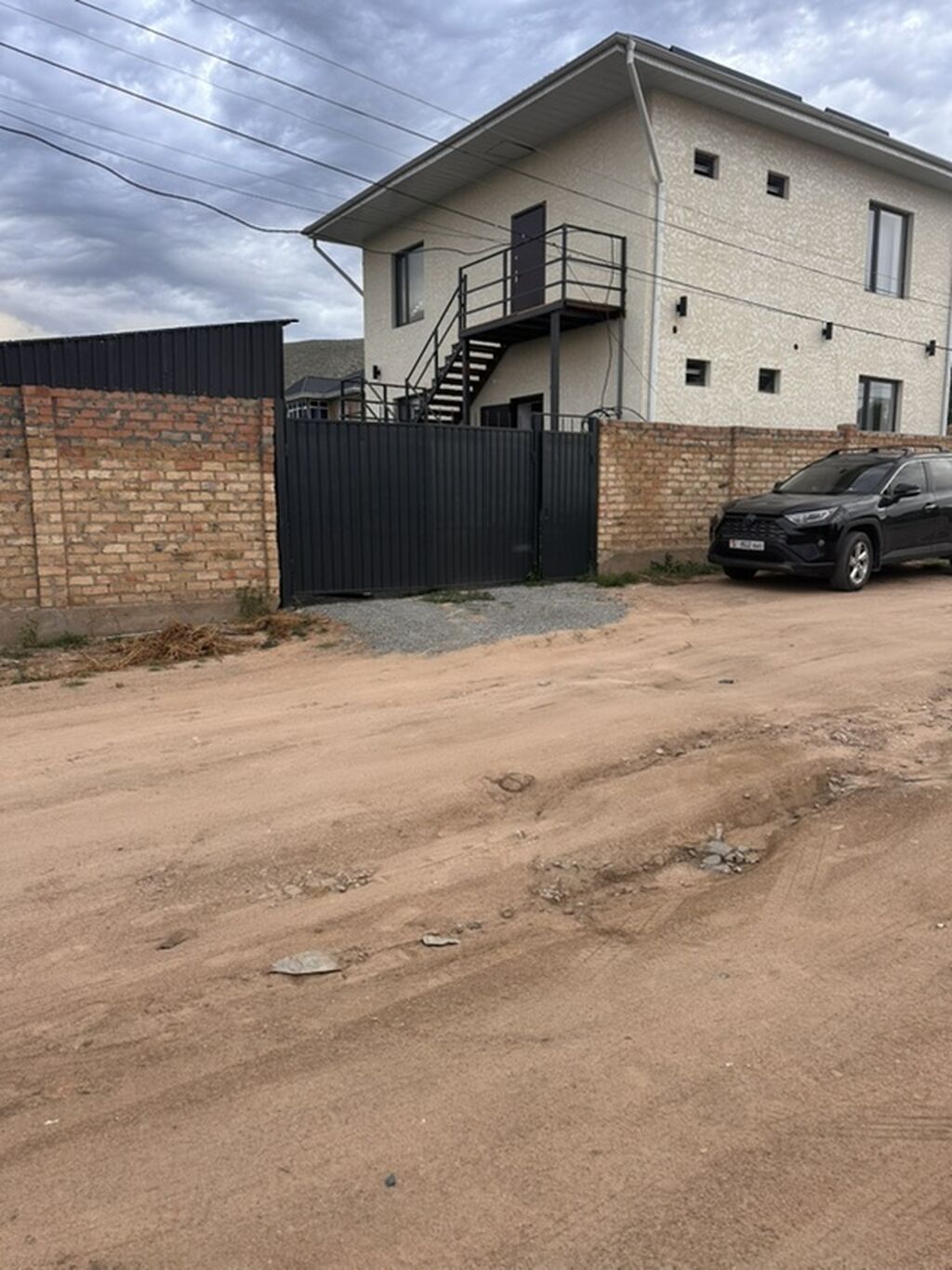 Сдам двухэтажный дом 130 м² с отдельным входом на 2 этаж в Чолпон-Ате: фото 3