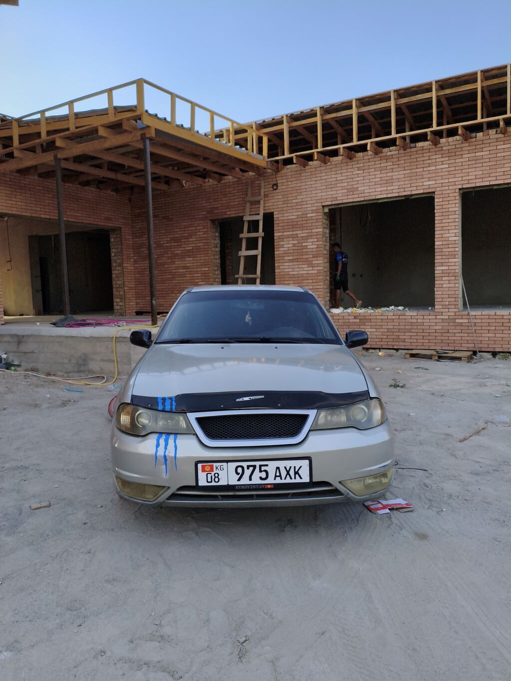 Daewoo Nexia: 2008 г., 1.6 л, Седан: фото 3