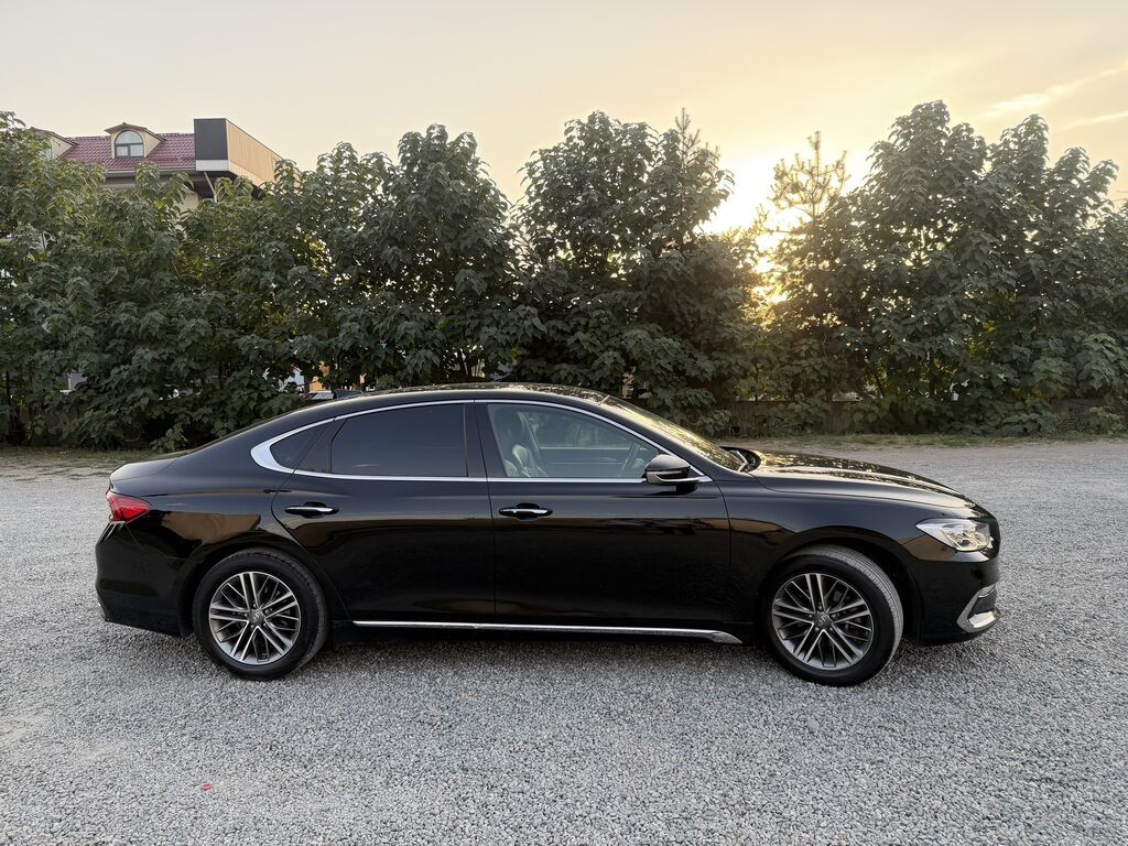 Hyundai Grandeur: 2019 г., 3 л, Автомат, Газ, Седан: фото 2