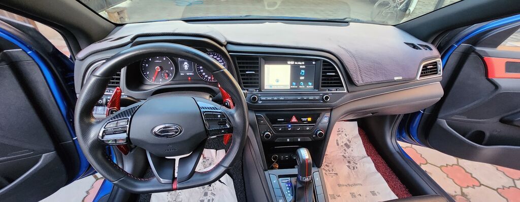 Hyundai Elantra: 2018 г., 1.6 л, Робот, Бензин, Седан: фото 6
