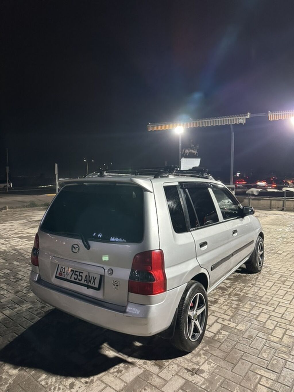 Mazda Demio: 2002 г., 1.5 л, Механика, Бензин, Хэтчбэк: фото 6