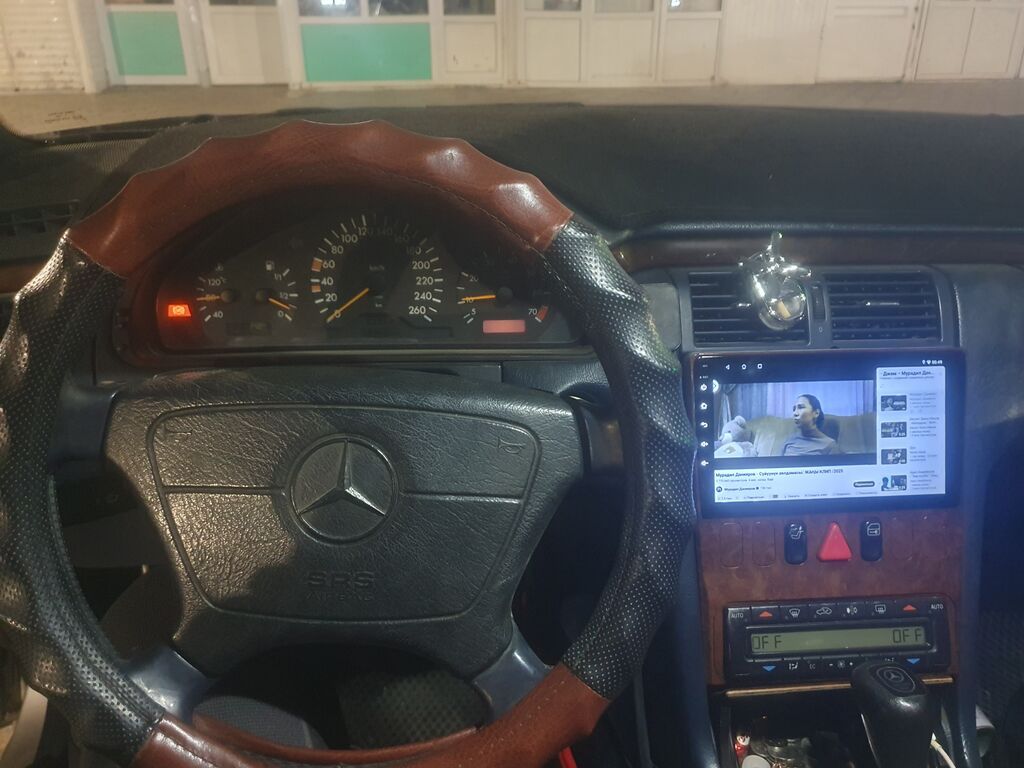 Mercedes-Benz E-Class: 1996 г., 3.2 л, Автомат, Бензин, Седан: фото 4