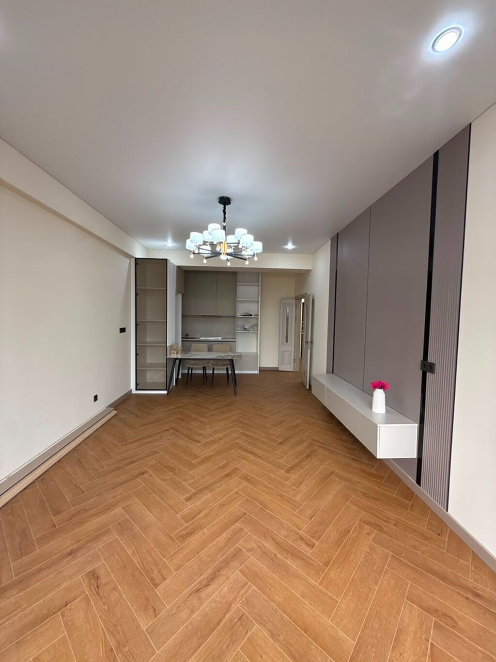 2 комнаты, 60 м², бульвар Эркиндик Элитка, 7 этаж, Евроремонт: фото 2