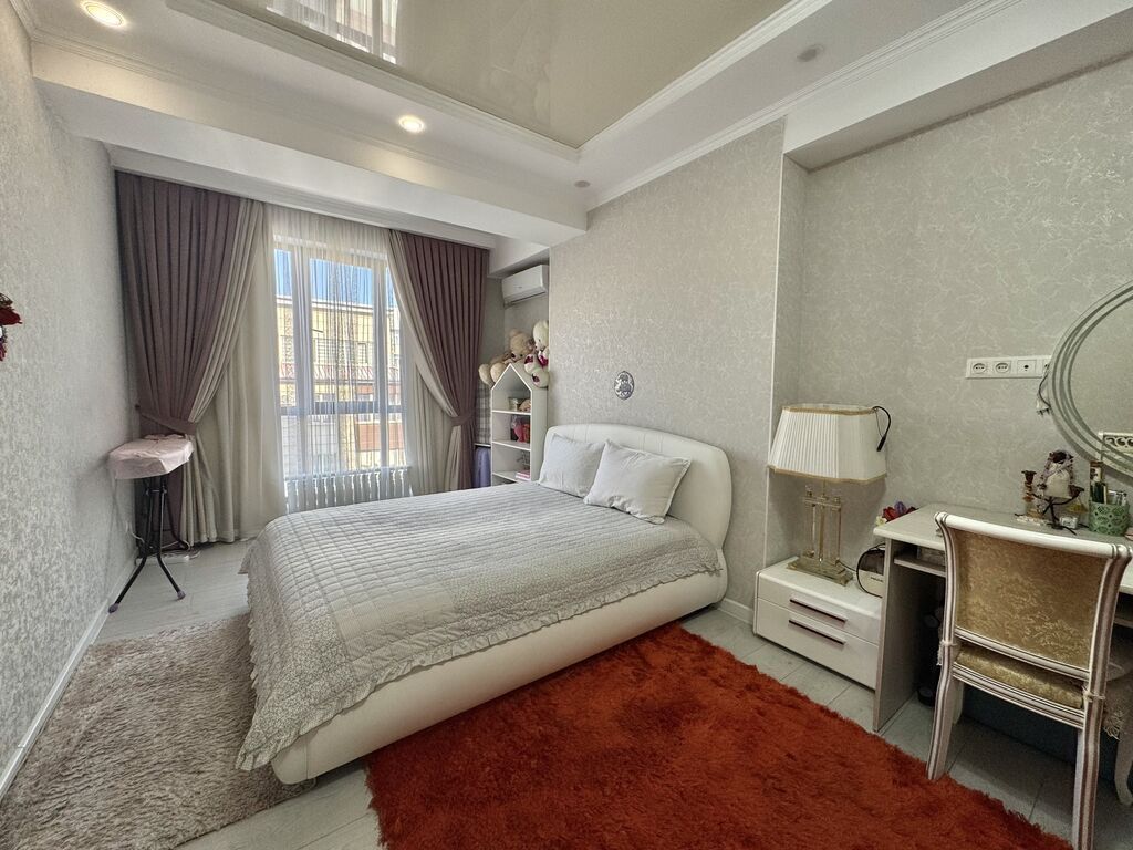 3 комнаты, 113 м², Элитка, 8 этаж, Евроремонт: фото 2
