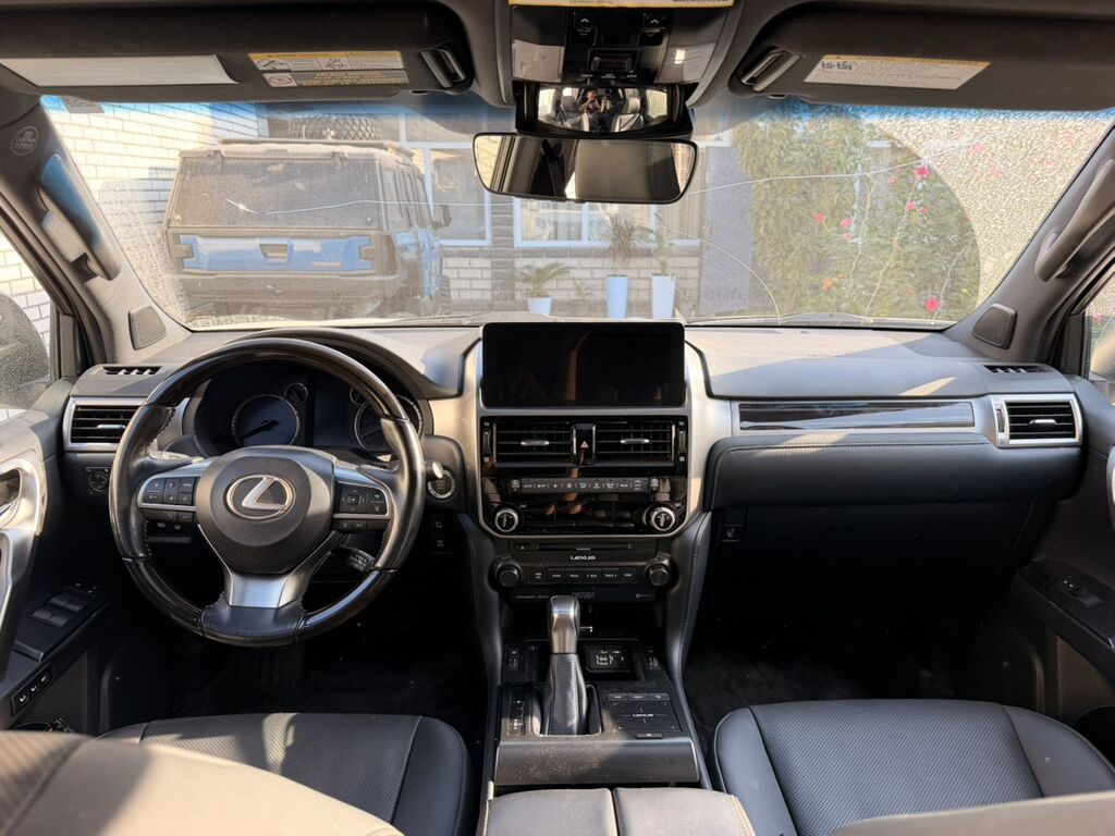 Lexus GX: 2023 г., 4.6 л, Автомат, Бензин, Внедорожник: фото 6