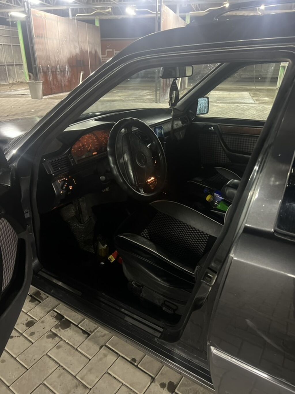 Mercedes-Benz W124: 1994 г., 2.2 л, Автомат, Бензин, Универсал: фото 6