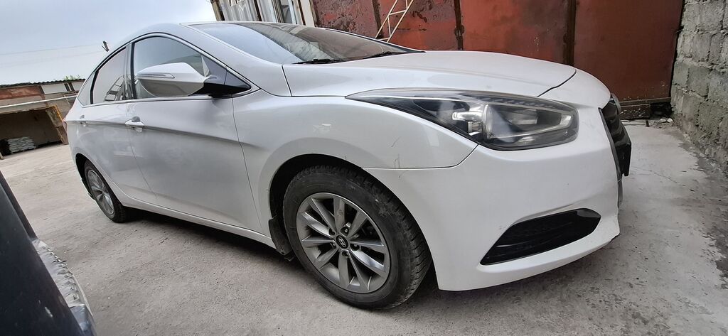 Hyundai i40: 2015 г., Автомат, Седан: фото 1
