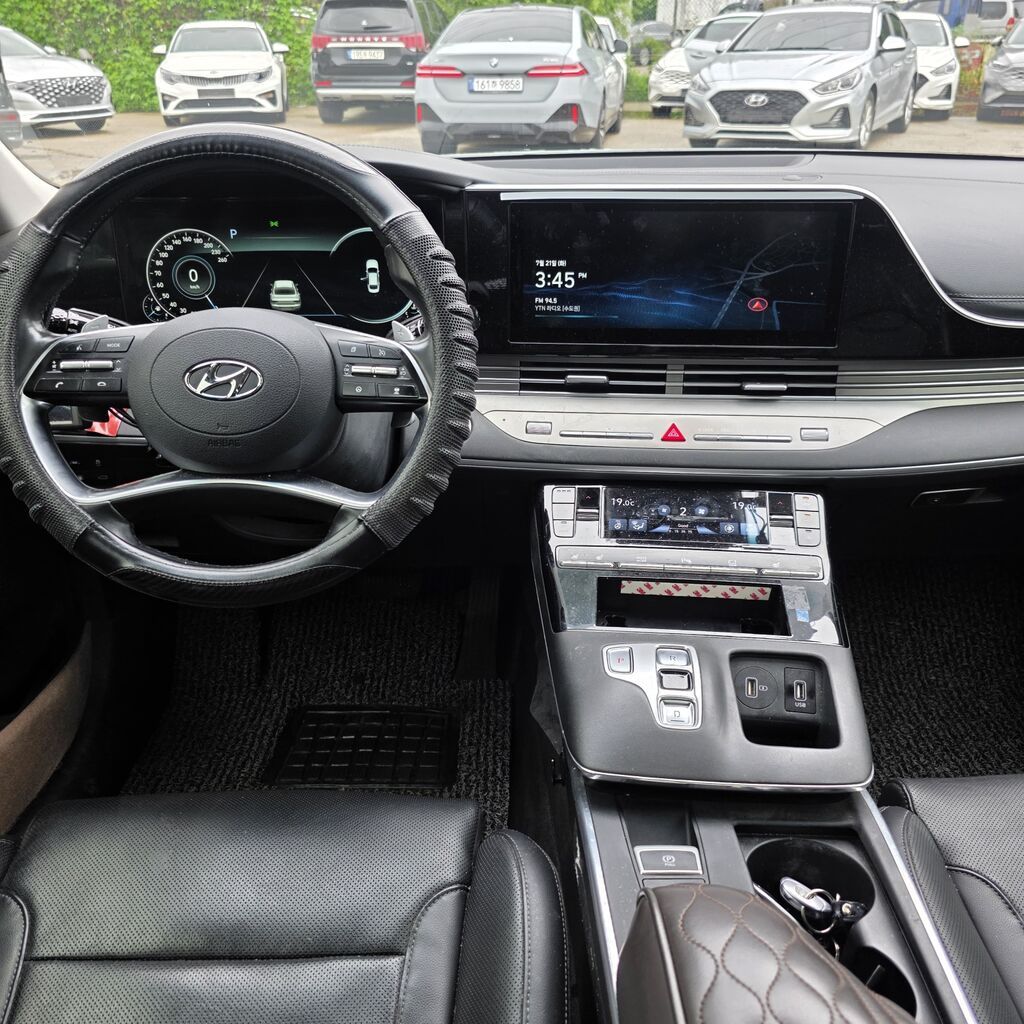 Hyundai Grandeur: 2020 г., 0.3 л, Автомат, Газ, Седан: фото 3
