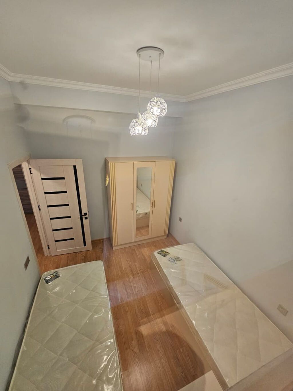 3 otaqlı, Yeni tikili, 78 kv. m