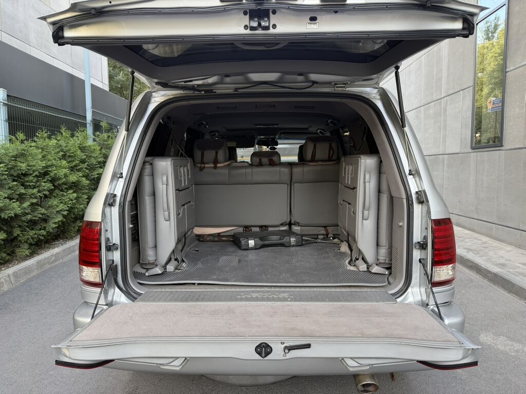 Lexus LX: 2006 г., 4.7 л, Автомат, Бензин, Внедорожник: фото 8