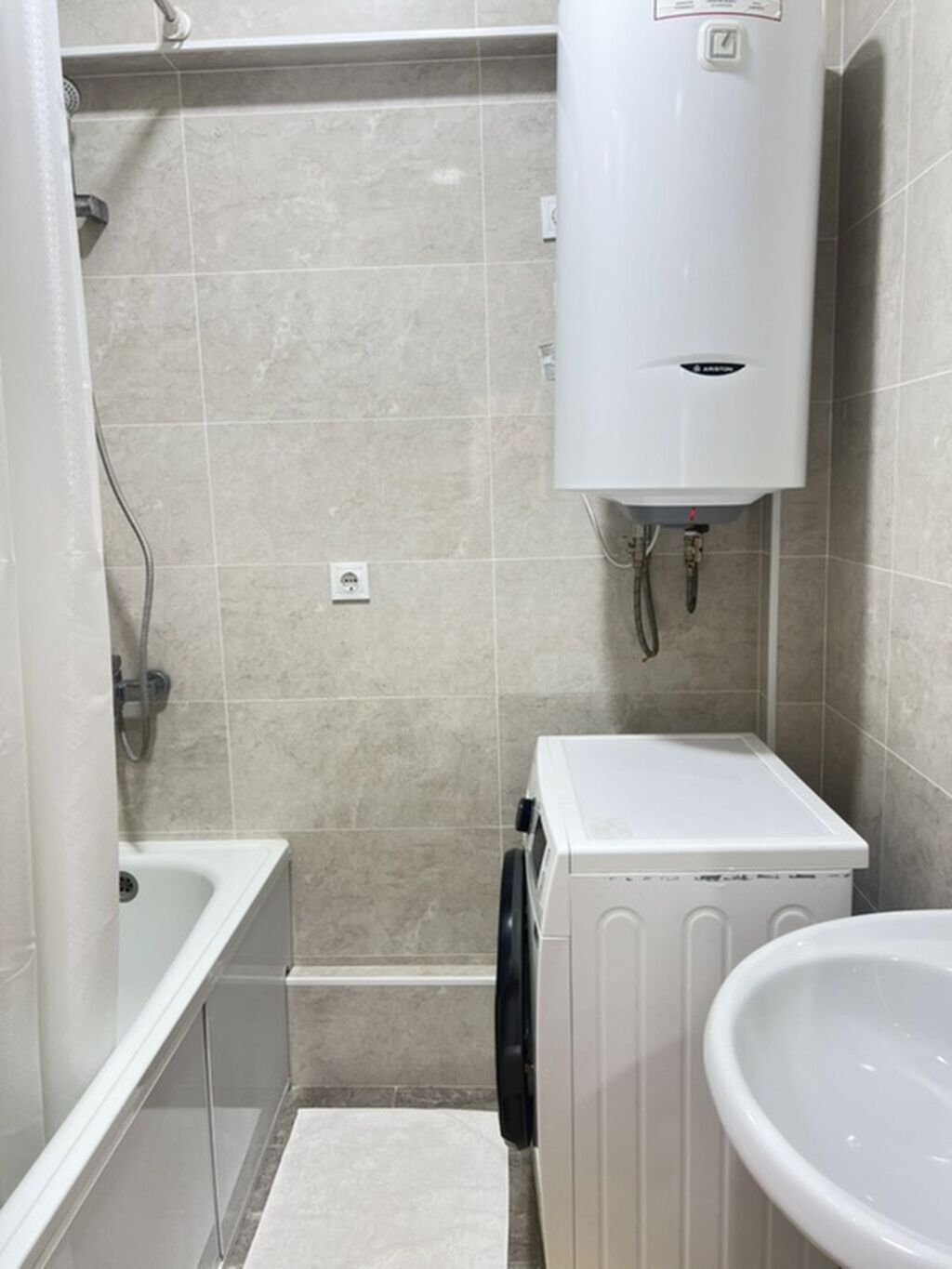 2 комнаты, 60 м², Тунгуч мкр Элитка, 6 этаж, Евроремонт: фото 1