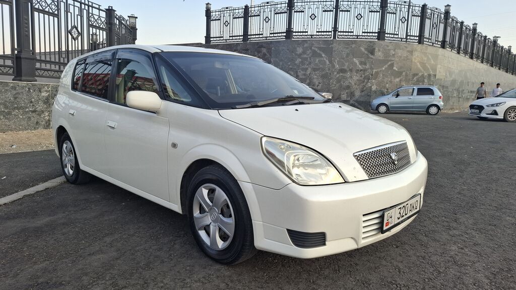 Toyota Opa: 2004 г., 1.8 л, Автомат, Бензин, Универсал: фото 2