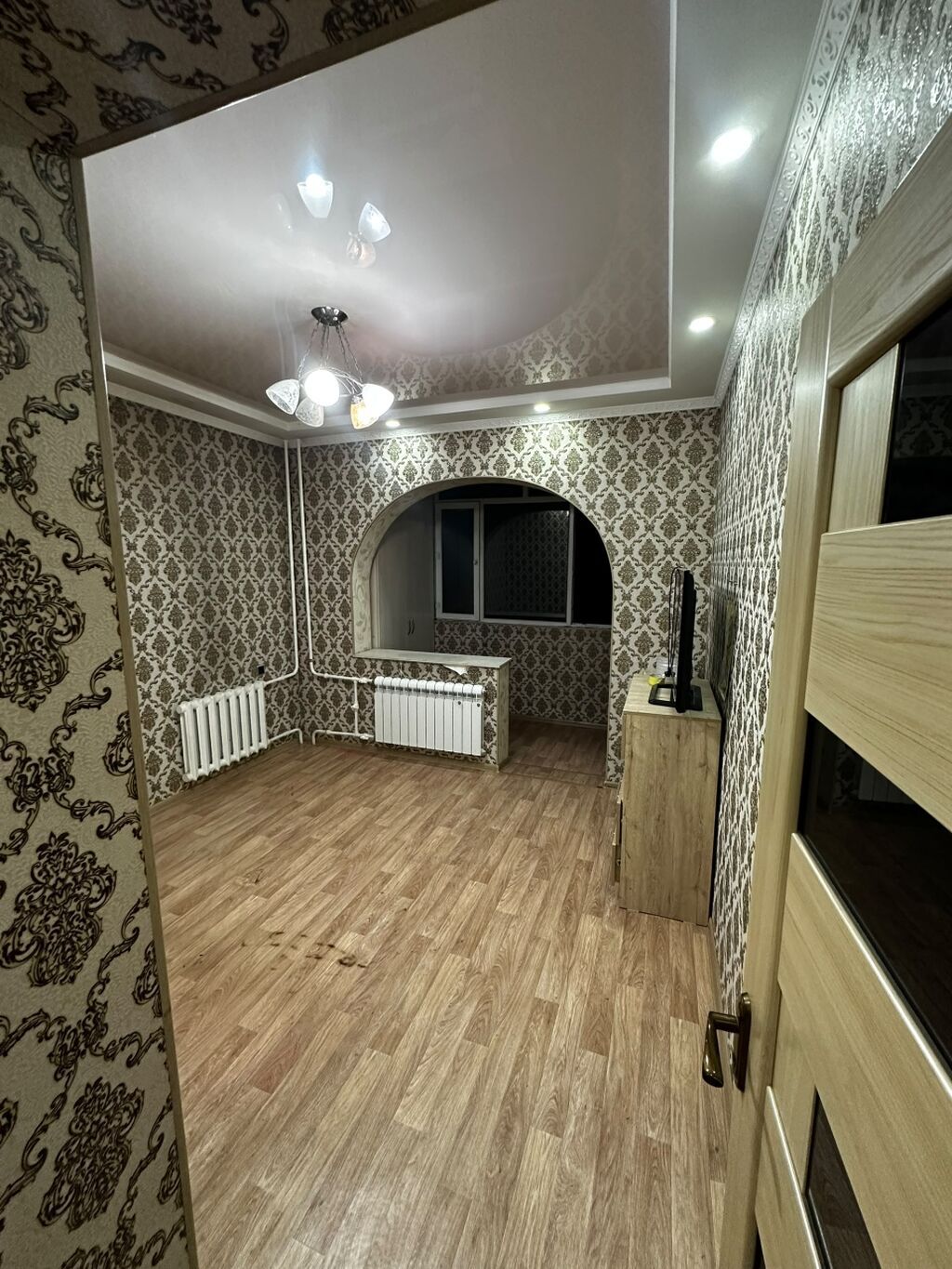 Сдаётся 3-х комнатная кв,в мкр Кок Джар,105 серия,3 этажсо всеми: фото 6