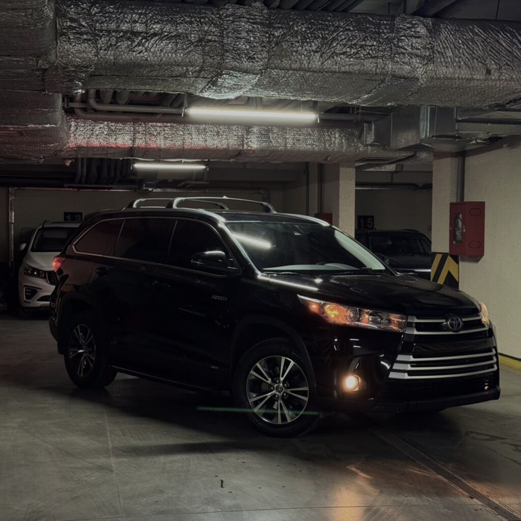 Toyota Highlander: 2019 г., 3.5 л, Автомат, Гибрид, Кроссовер: фото 2