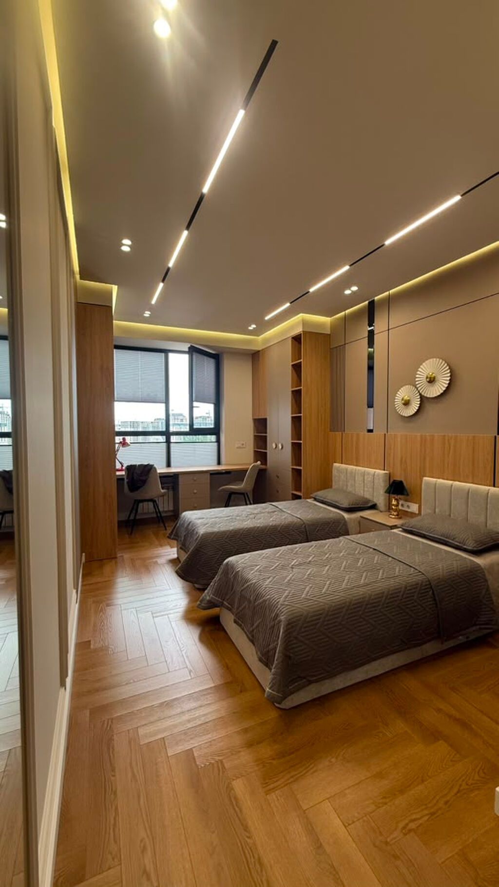 3 комнаты, 105 м², Элитка, 10 этаж, Дизайнерский ремонт: фото 3