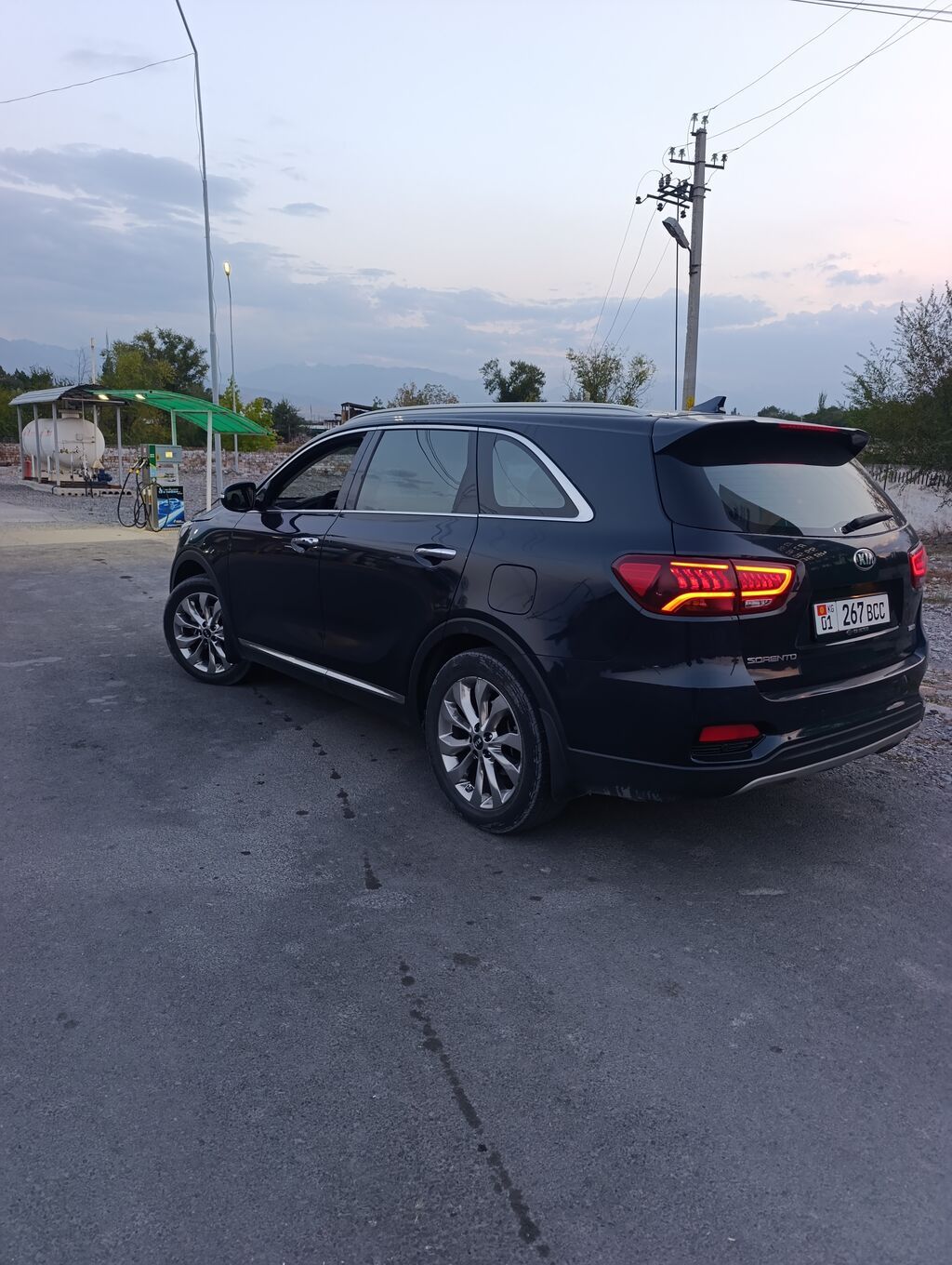 Kia Sorento: 2018 г., 2.2 л, Автомат, Дизель, Кроссовер: фото 3