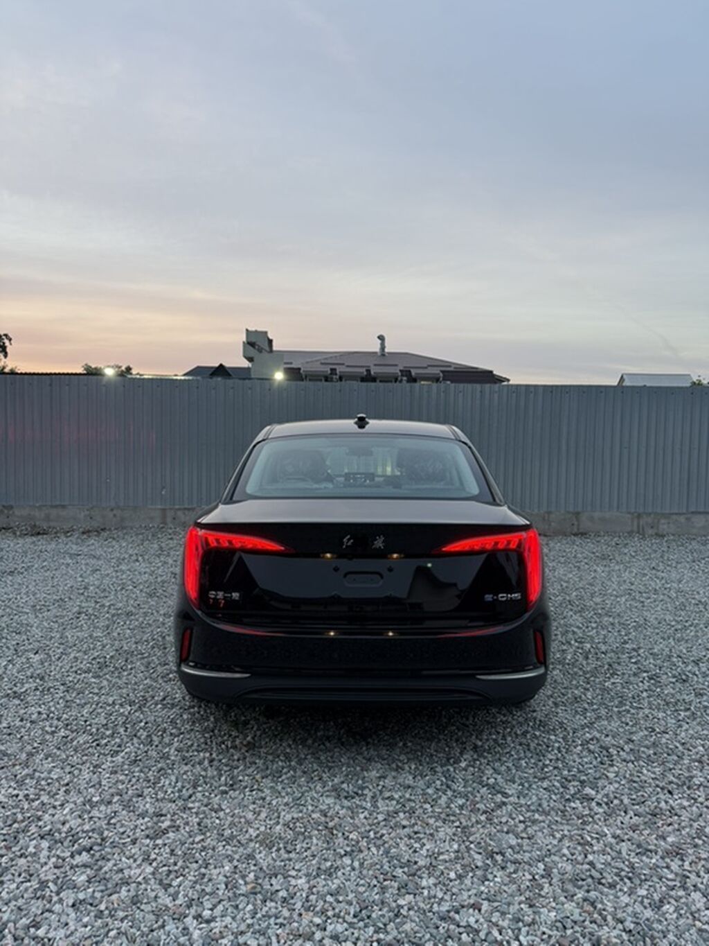 Hongqi E-QM5 Жаны электромобиль Запас хода - 430 км (фактически 400: фото 5