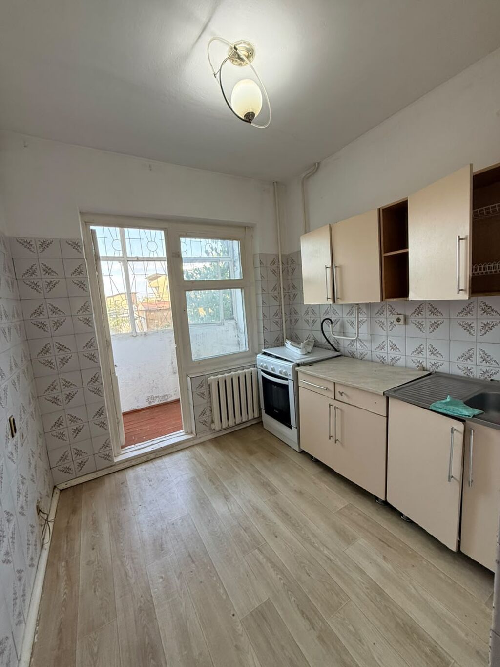 4 комнаты, 85 м², 12 мкр 106 серия, 1 этаж, Косметический ремонт: фото 8