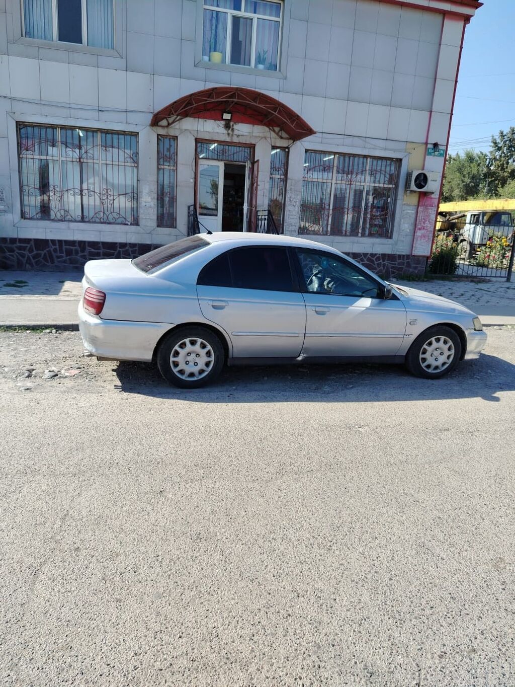 Honda Accord: 2002 г., 1.8 л, Механика, Бензин, Седан: фото 2