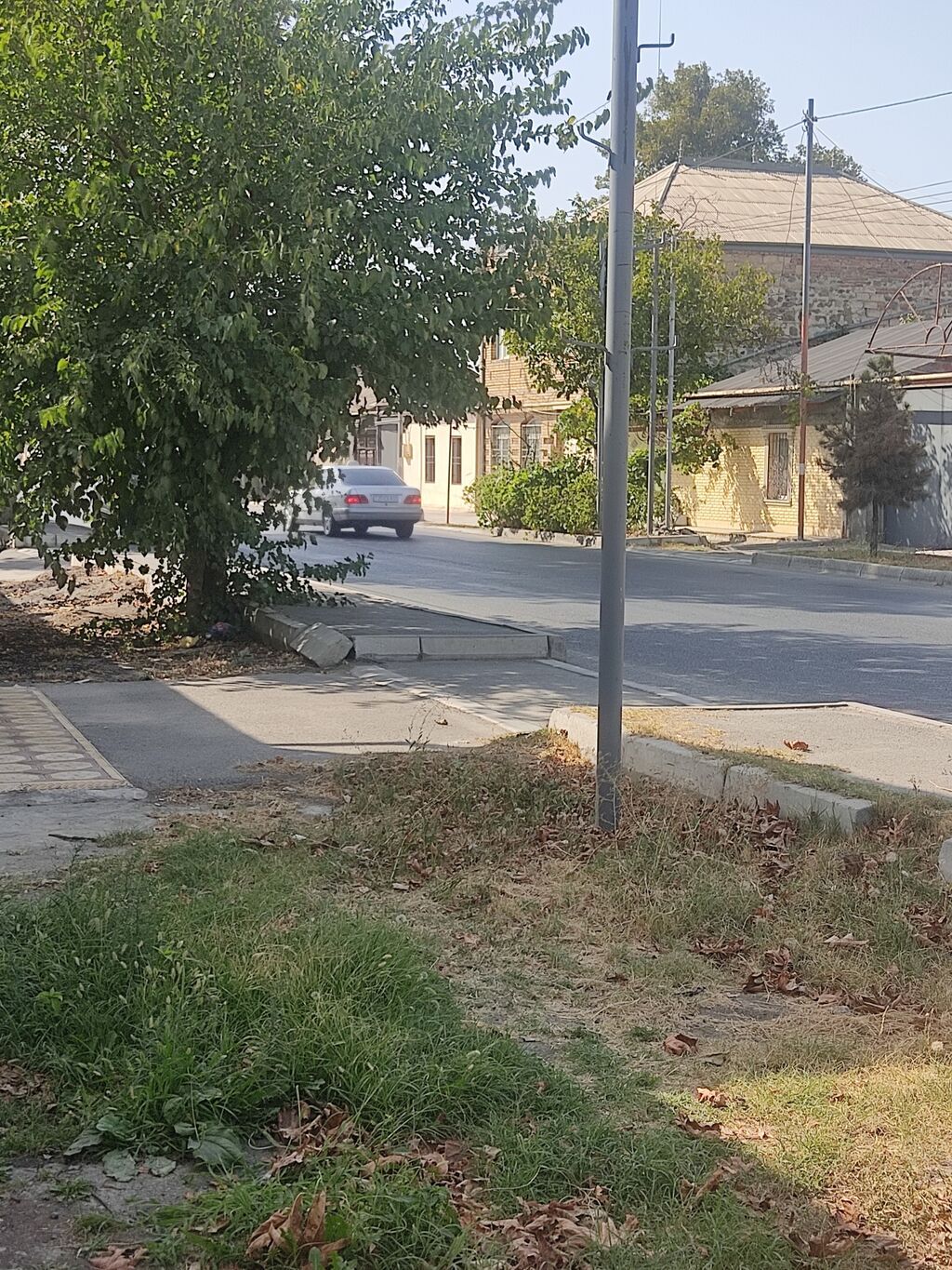 80 kv. m, 2 otaqlı, Kanalizasiya, İşıq, İnternet