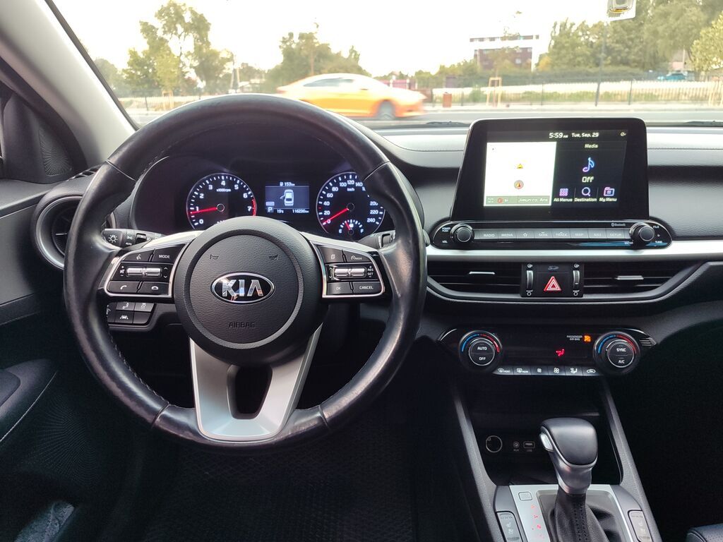Kia Cerato: 2020 г., 1.6 л, Автомат, Бензин, Седан: фото 8