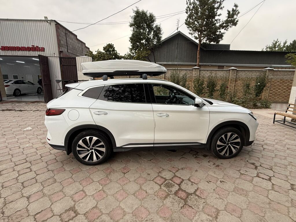 BYD Song Plus: 2023 г., Автомат, Электромобиль, Кроссовер: фото 3
