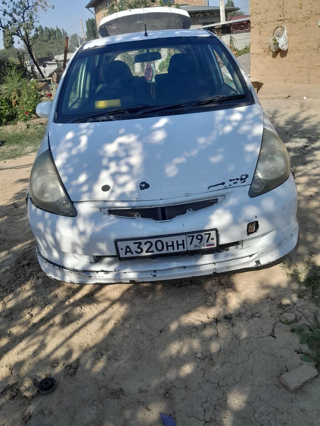 Honda Fit: 2001 г., Вариатор, Бензин, Хэтчбэк: фото 1
