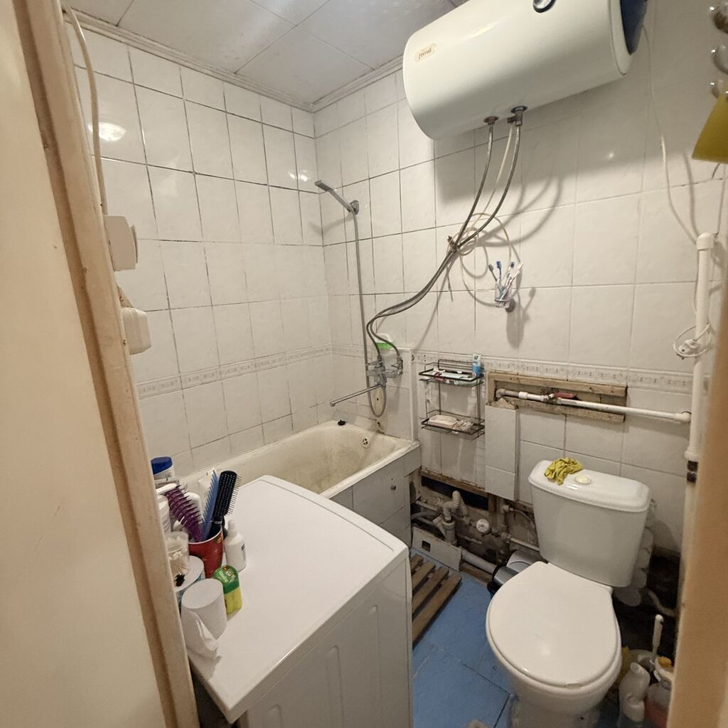 2 комнаты, 48 м², 3 мкр 104 серия, 4 этаж, Старый ремонт: фото 5