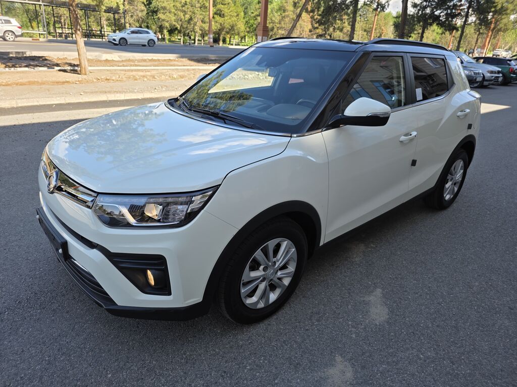 Ssangyong Tivoli: 2020 г., 1.5 л, Автомат, Бензин, Хэтчбэк: фото 3