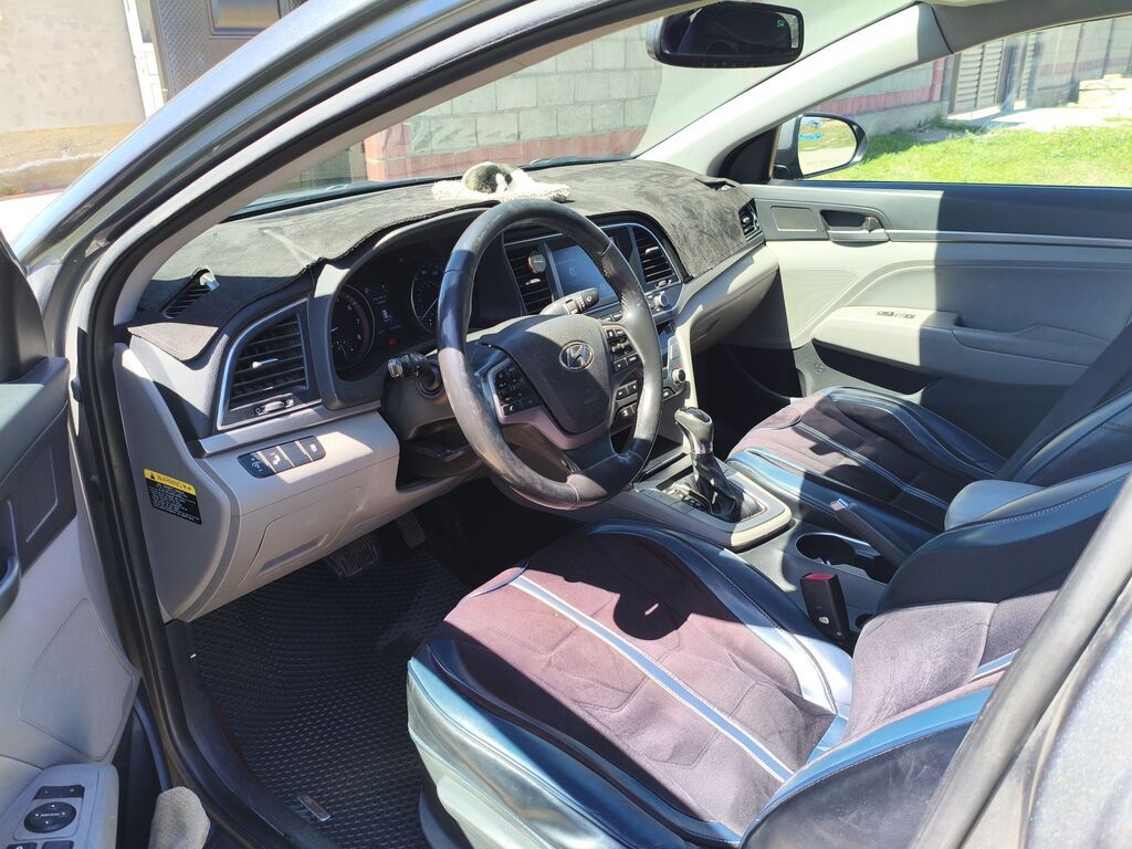 Hyundai Elantra: 2017 г., 2 л, Автомат, Бензин, Седан: фото 7