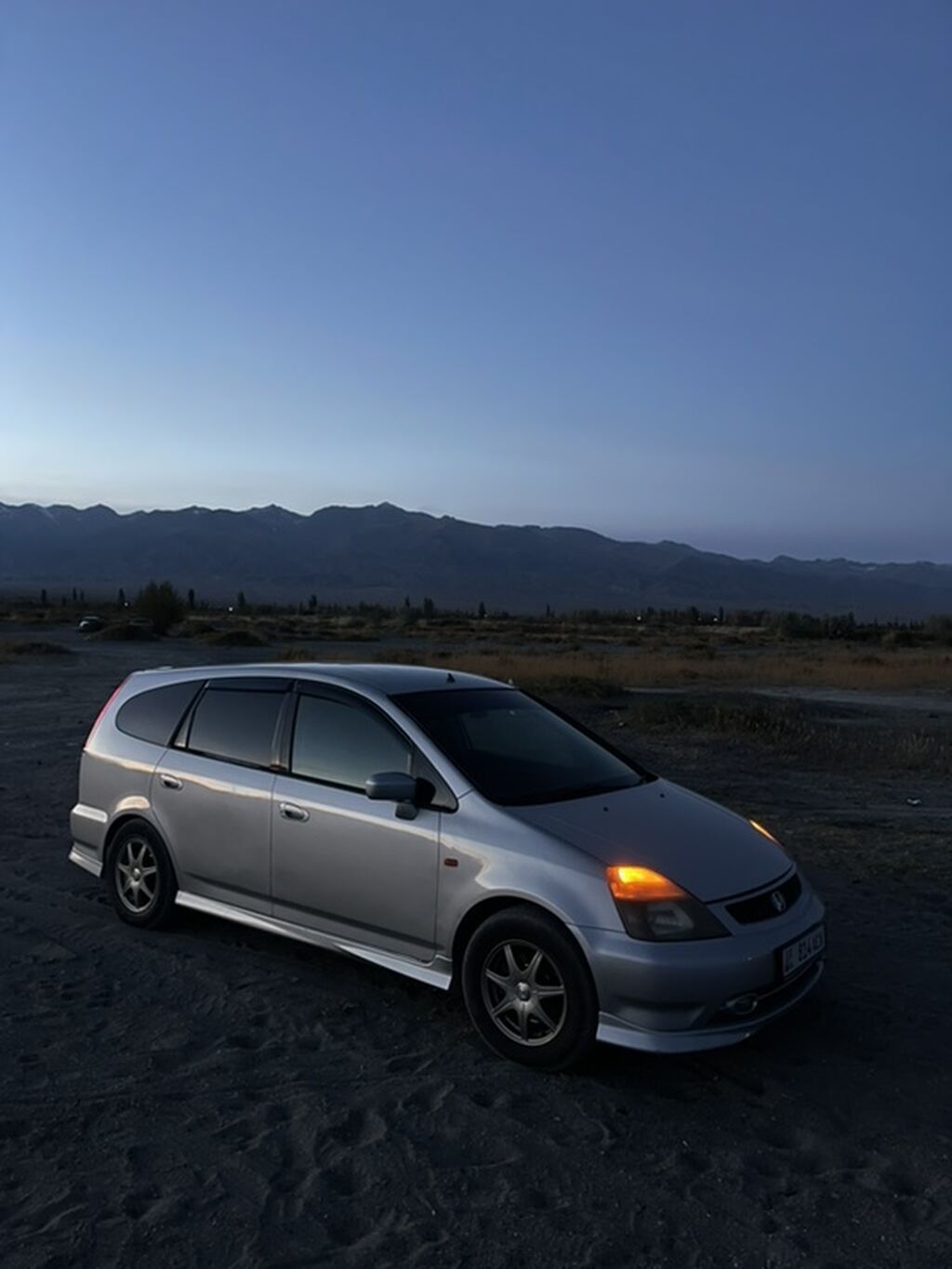 Honda Stream: 2002 г., 2 л, Автомат, Бензин, Минивэн: фото 6