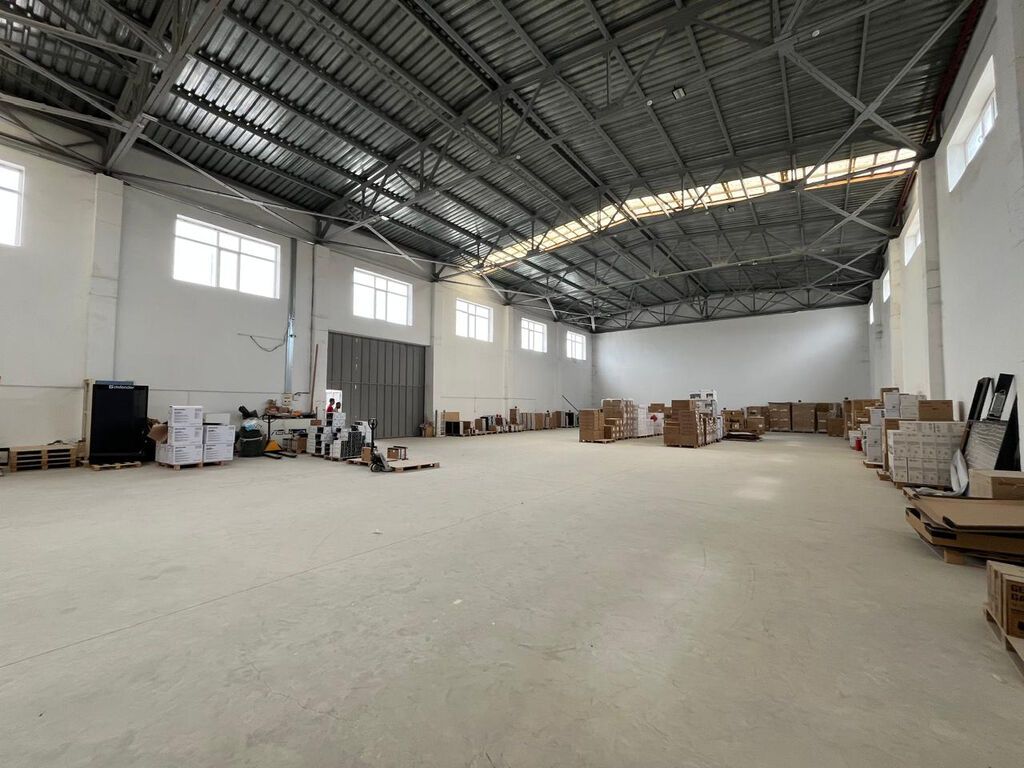 Icarəyə verilir: Müasir anbar kompleksi - Sahə seçimi: 1000 m²-dən 10