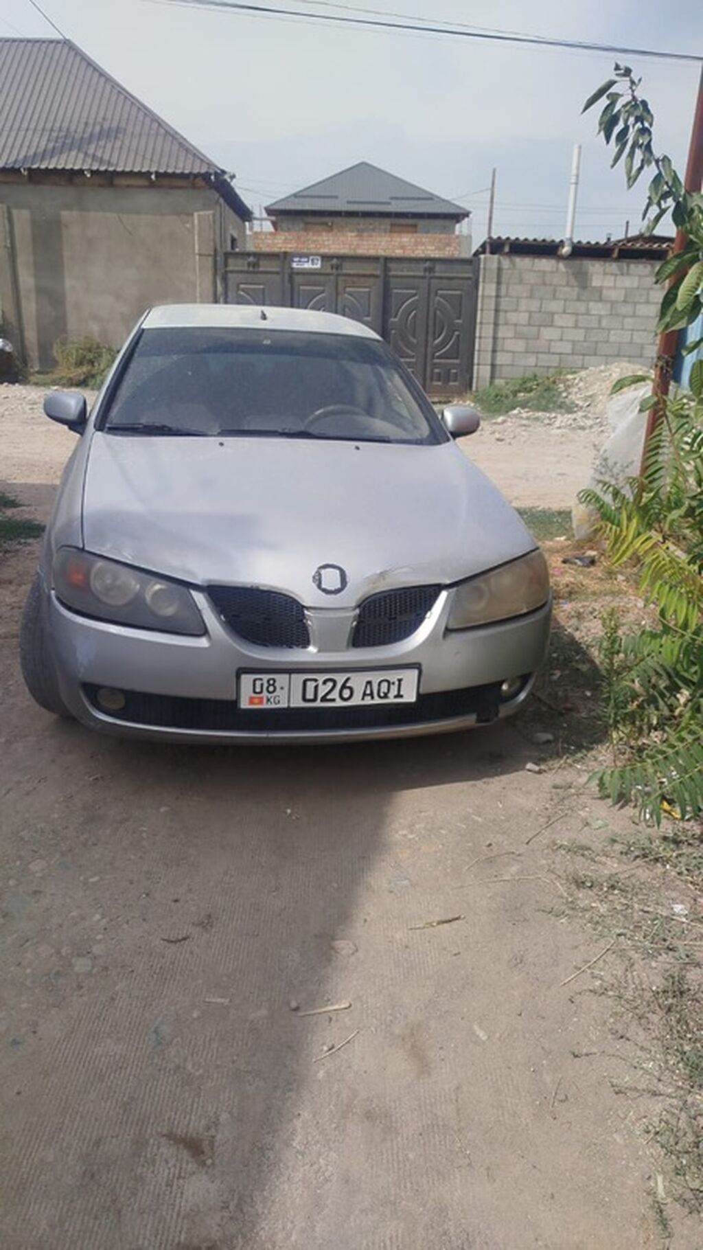 Nissan Almera Tino: 2003 г., Механика, Бензин, Хэтчбэк: фото 2