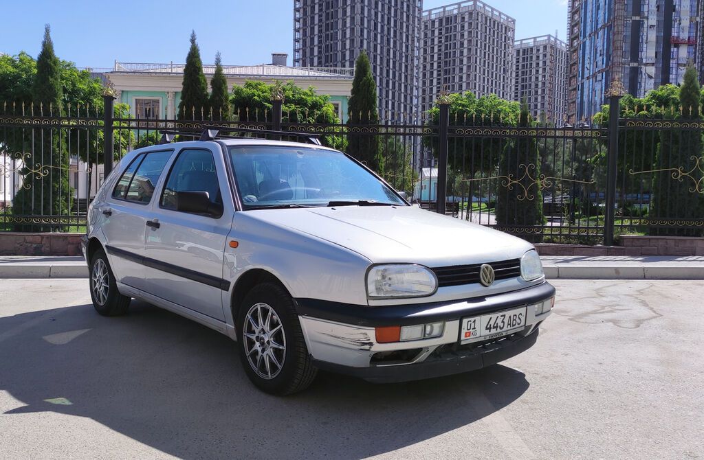 Volkswagen Golf: 1996 г., 1.8 л, Механика, Бензин: фото 3