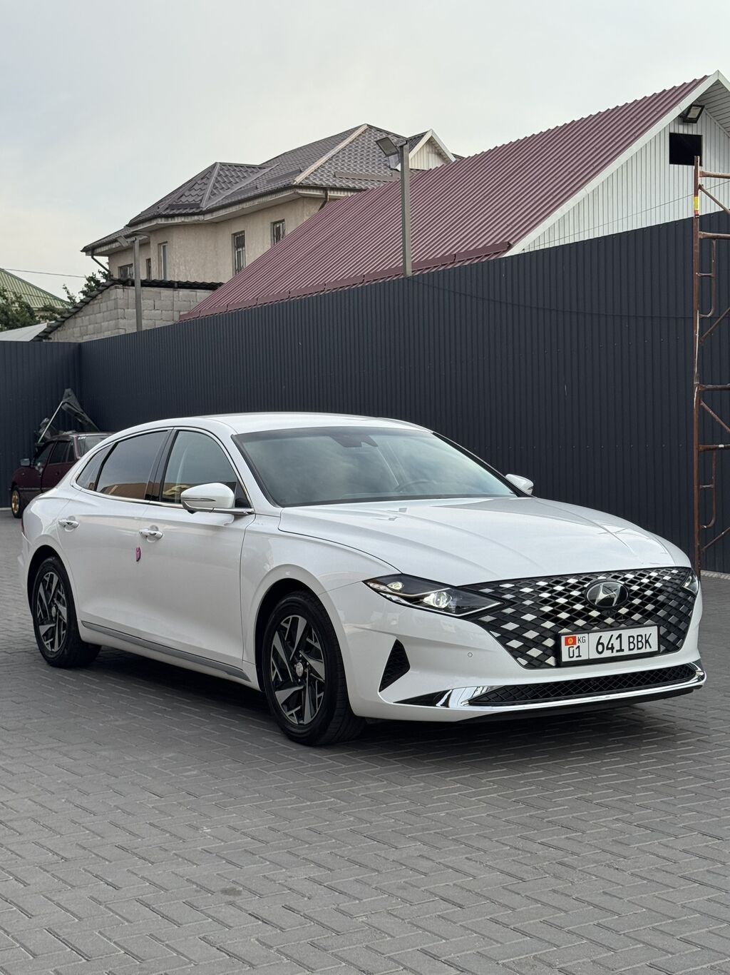 Hyundai Grandeur: 2020 г., 2.4 л, Автомат, Гибрид, Седан: фото 2