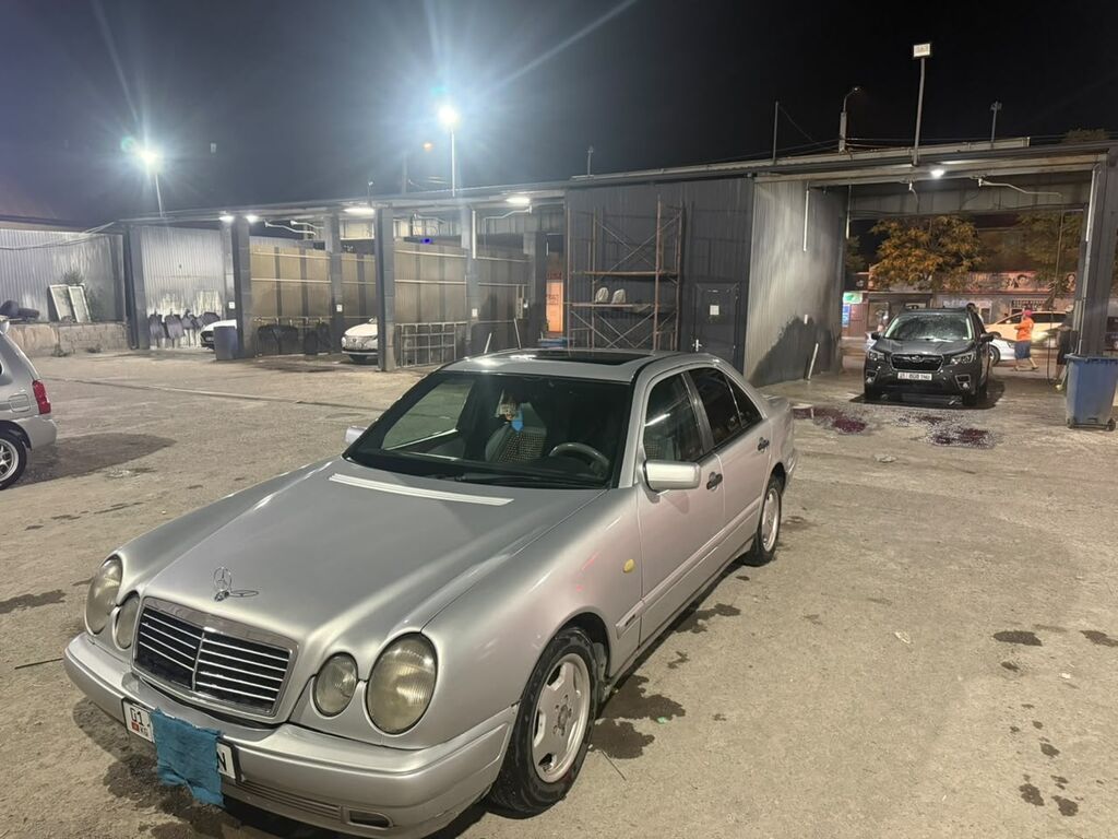 Mercedes-Benz E-Class: 1998 г., 2.3 л, Автомат, Бензин, Седан: фото 8