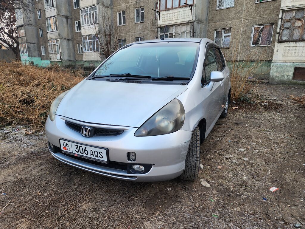 Honda Fit: 2003 г., 1.5 л, Автомат, Бензин, Хэтчбэк: фото 6